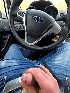 Titanhoott online show from March 7, 10:23 am