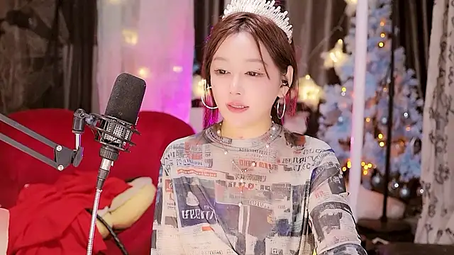 Missy Nana21 online show from December 7, 7:10 pm