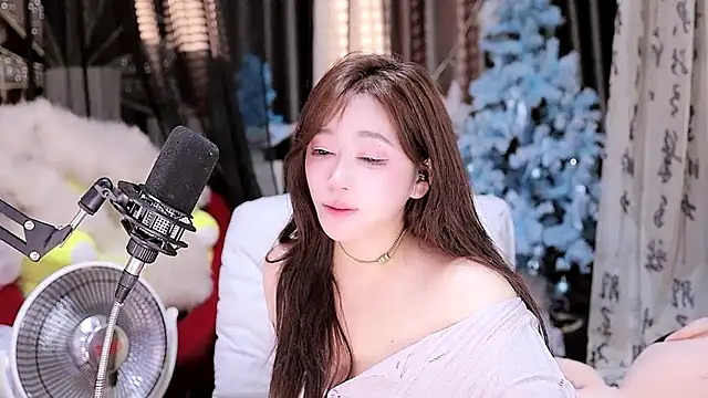 Missy Nana21 online show from February 27, 6:20 pm