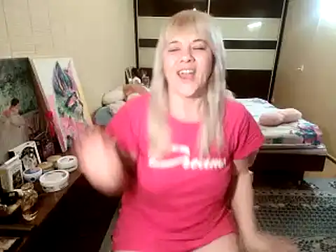 Lia Laguna77 online show from April 8, 6:57 am