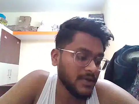 Snapshot of LundChodumera chatting on December 20, 2:02 pm LundChodumera online show from December 20, 2:02 pm