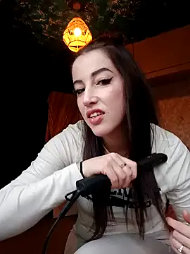 LuLuLover89 online show from December 27, 3:04 pm