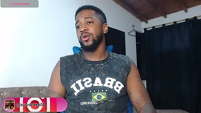 Snapshot of Drake_Nassir4 chatting on July 18, 5:22 am Drake Nassir4 online show from July 18, 5:22 am