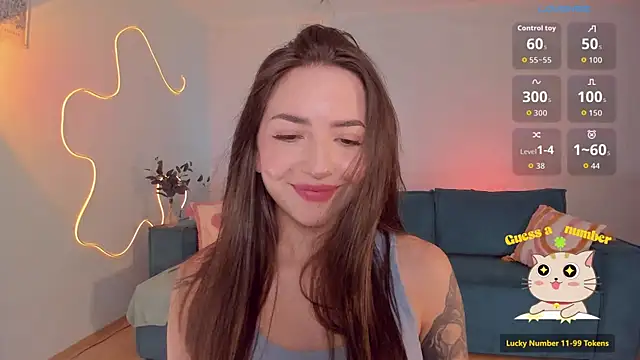 Oh My Dianee online show from August 3, 7:18 am