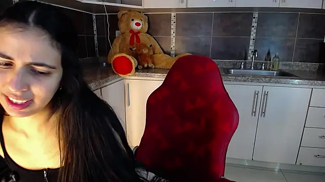 Snapshot of anna_alvarez chatting on July 11, 11:57 am anna alvarez online show from July 11, 11:57 am