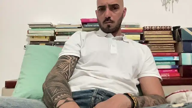 alessandromori91 online show from April 14, 2:01 pm