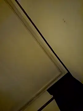 Snapshot of Escortuk chatting on April 5, 12:41 am Escortuk online show from April 5, 12:41 am