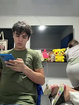 Alex and Fabian online show from May 31, 4:09 am
