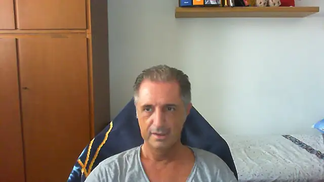 lliuk70mi online show from June 30, 12:17 pm