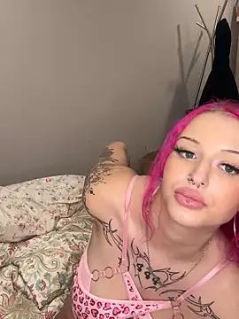 hellokittyy024 online show from January 22, 9:10 pm