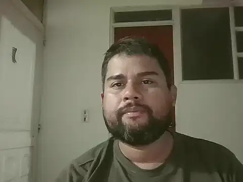 GABRIELGARCIA1313 online show from February 26, 11:04 pm