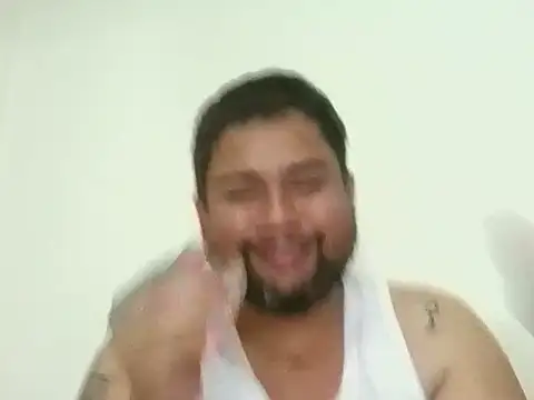 GABRIELGARCIA1313 online show from June 24, 3:11 pm