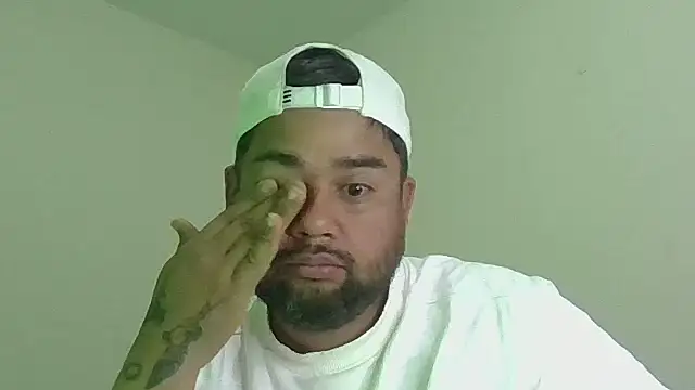 GABRIELGARCIA1313 online show from June 30, 12:22 am