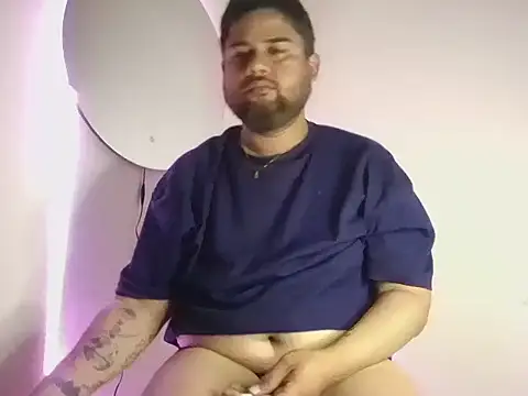 GABRIELGARCIA1313 online show from July 1, 6:40 pm