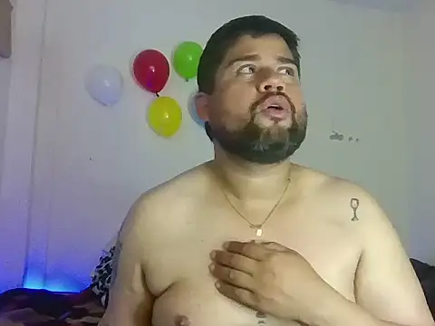 GABRIELGARCIA1313 online show from July 20, 2:37 am