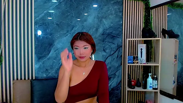 Snapshot of Isalombardi chatting on January 31, 7:11 pm Isalombardi online show from January 31, 7:11 pm