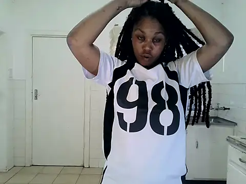 Snapshot of ReginaStar16 chatting on July 8, 2:32 pm ReginaStar16 online show from July 8, 2:32 pm