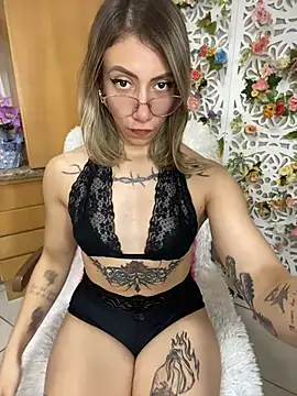 loira messi online show from June 3, 5:21 am