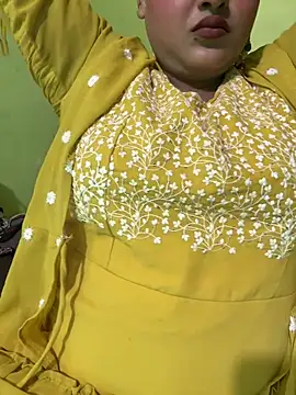 Ayesha mahi online show from June 9, 9:10 am