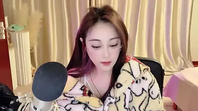 Daisy-77 online show from March 1, 11:37 pm