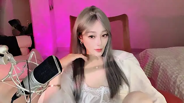 Daisy-77 online show from October 20, 1:44 pm