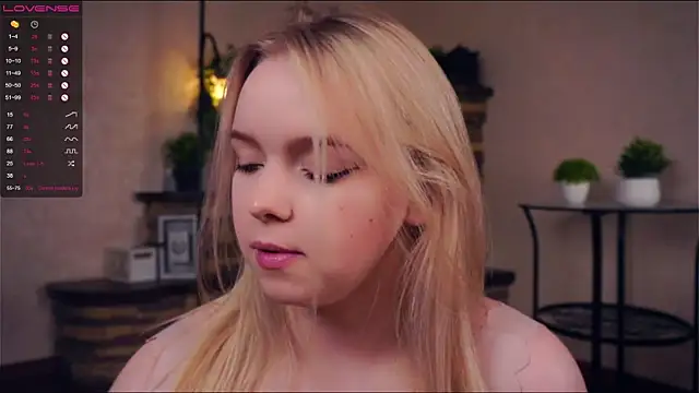 ZaraCreedon online show from March 11, 4:21 am