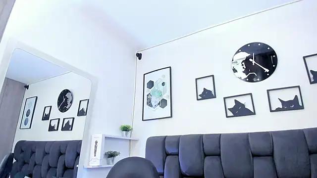 Alison Chan  online show from February 27, 8:31 pm