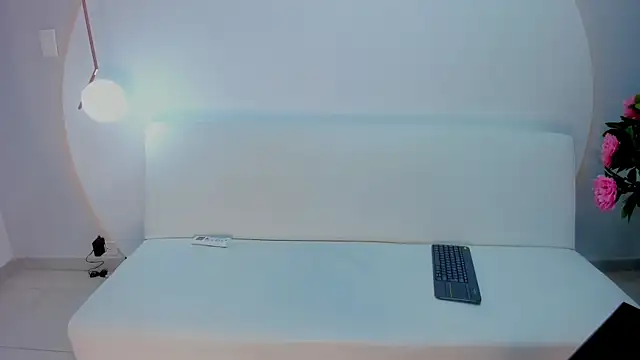 Ada Monroe10 online show from December 15, 1:26 pm