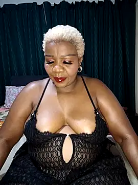 dirasweetlipsxx online show from July 9, 7:51 pm