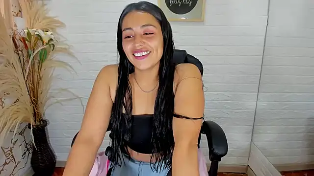 Aisha 09 online show from February 4, 6:49 pm