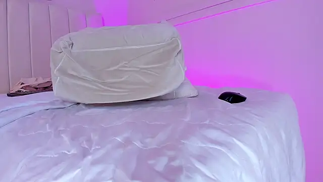  bianca 18 online show from March 9, 6:21 pm