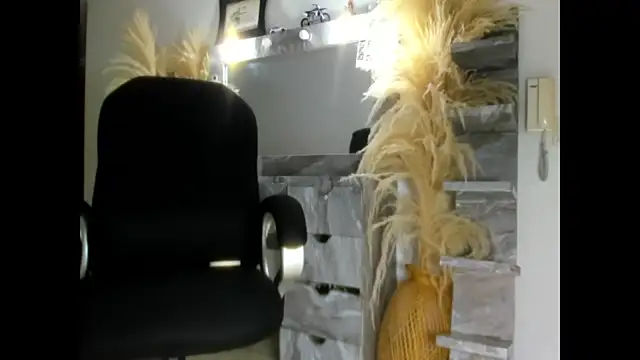 doll celeste20 online show from April 18, 4:38 am