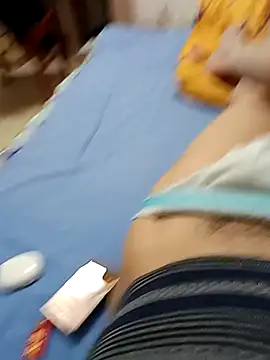 huzi518 online show from April 15, 6:15 pm