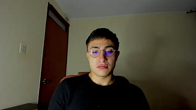 Leoknight online show from February 15, 2:37 am