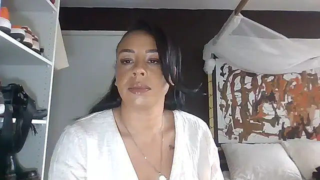 bigbootyjayda online show from April 1, 3:09 pm