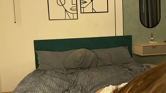 aryamirelle online show from February 15, 11:23 pm