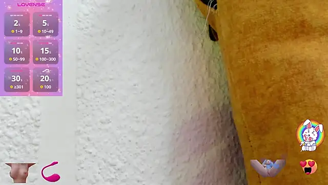 JESSYCORTES online show from December 15, 6:12 pm