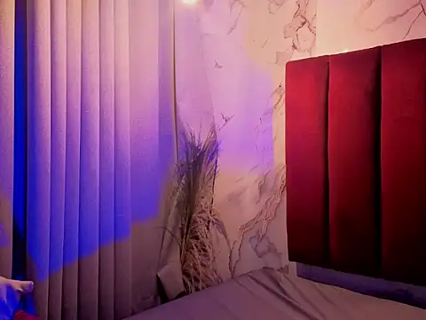 JESSYCORTES online show from July 12, 2:57 am