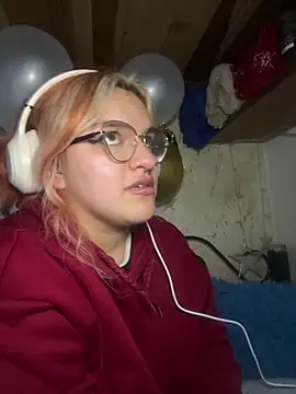 SophiaWeestt99 online show from March 30, 6:03 am