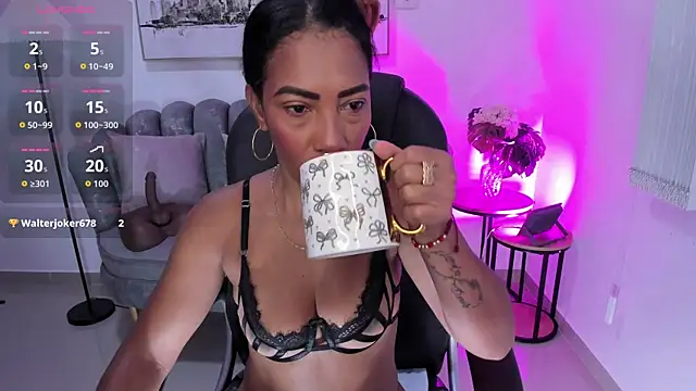 Snapshot of Shantaall_ chatting on June 9, 10:49 am Shantaall online show from June 9, 10:49 am