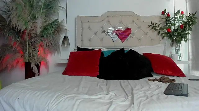 Snapshot of Samanthahavery44 chatting on October 16, 5:58 pm Samanthahavery44 online show from October 16, 5:58 pm