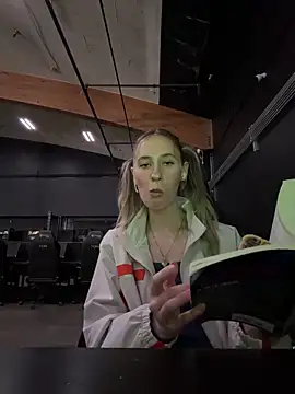 M1ssyk1ssy online show from March 20, 7:08 pm