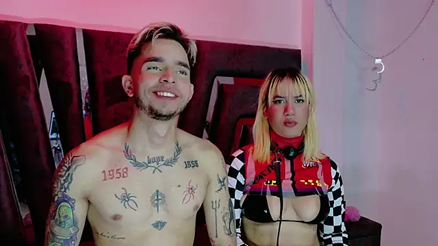 AliceandMax online show from February 11, 5:29 pm