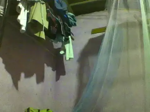 roundbunny online show from December 10, 5:00 pm