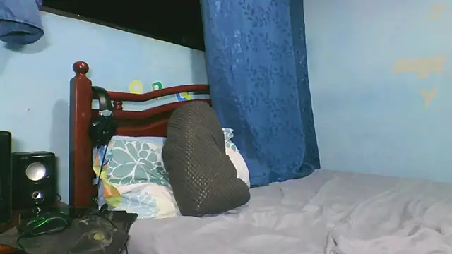 JenniferChian online show from May 10, 11:32 pm