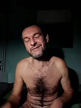 Andrzej-M online show from October 3, 7:00 pm