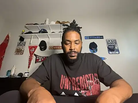 bigdinca online show from April 18, 1:26 pm