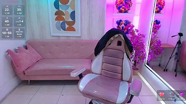 Gabby evanns online show from June 4, 12:22 pm