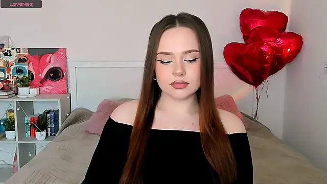 LittleKiitten online show from June 11, 2:26 pm