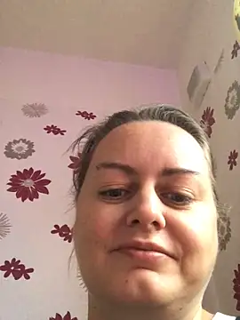 Snapshot of Meliss_Official9 chatting on December 15, 2:10 pm Meliss Official9 online show from December 15, 2:10 pm